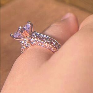 SHEIN Silver and Pink Women's Ring